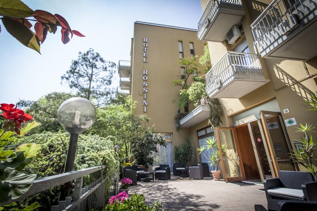 Hotel Rossini Tabiano Terme Экстерьер фото